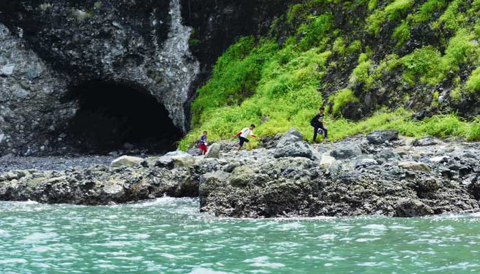 GUA LAUT KUNTI