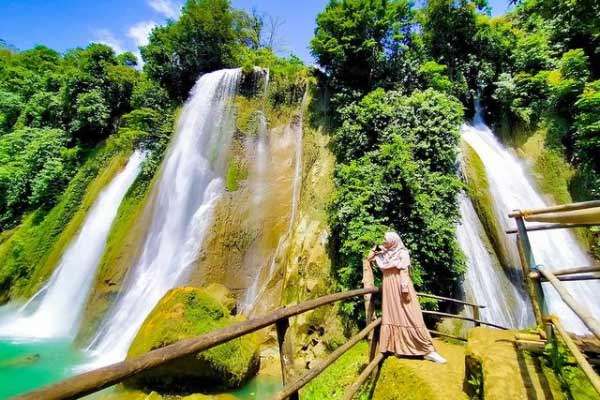 curug cikaso sukabumi jawa barat