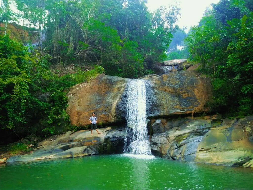 curug gentong sukabumi