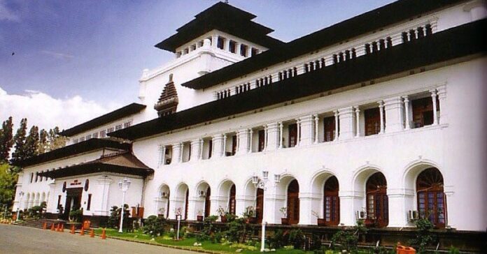 Sejarah Gedung Sate