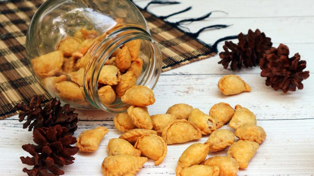 Pastel Keju Mini Isi Abon